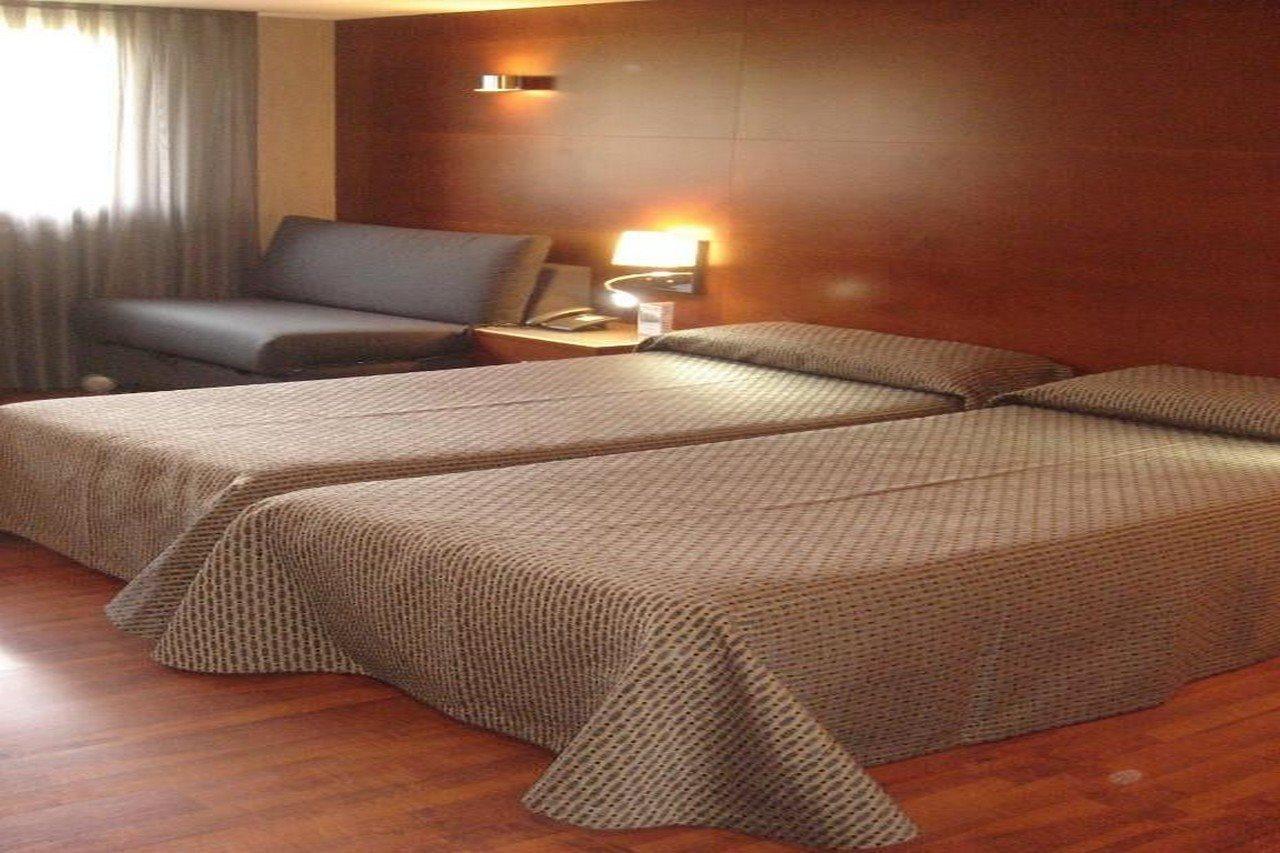Hotel Del Prado Puigcerda Bagian luar foto