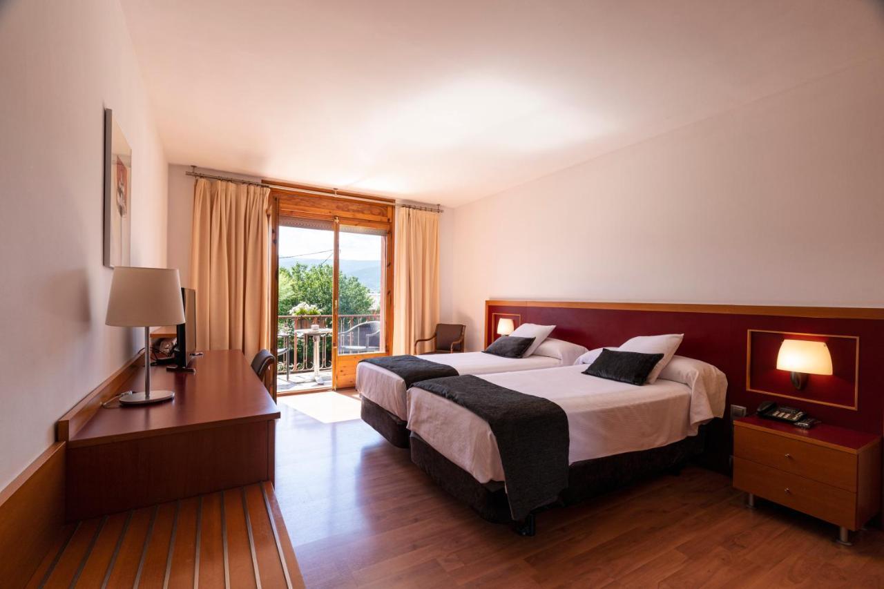 Hotel Del Prado Puigcerda Bagian luar foto