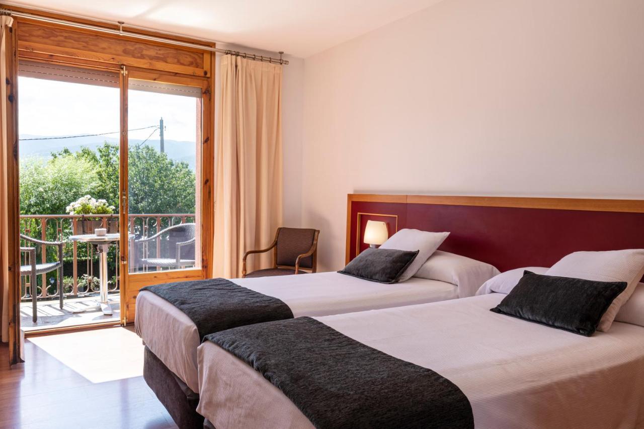 Hotel Del Prado Puigcerda Bagian luar foto